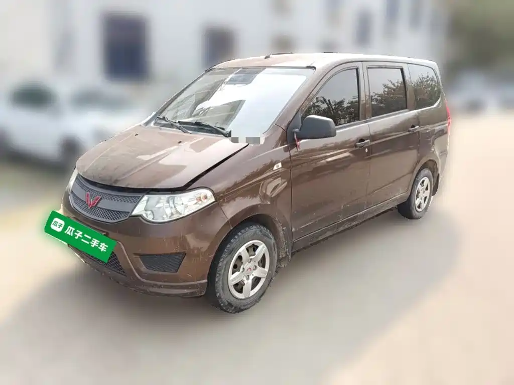 Wuling Motors Wuling Hongguang 2018 — пригон из Китая