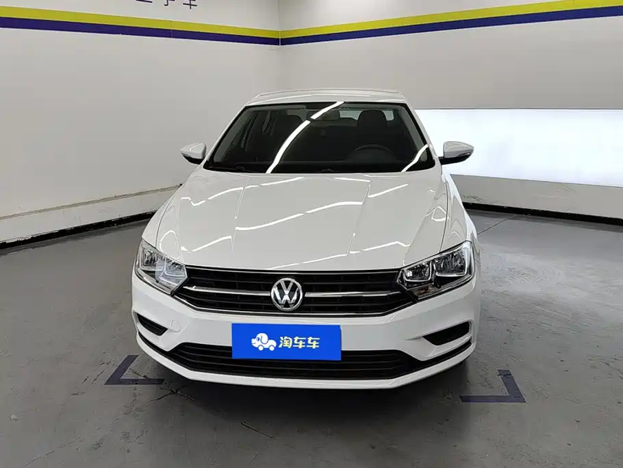Фото 2 - Volkswagen Bora