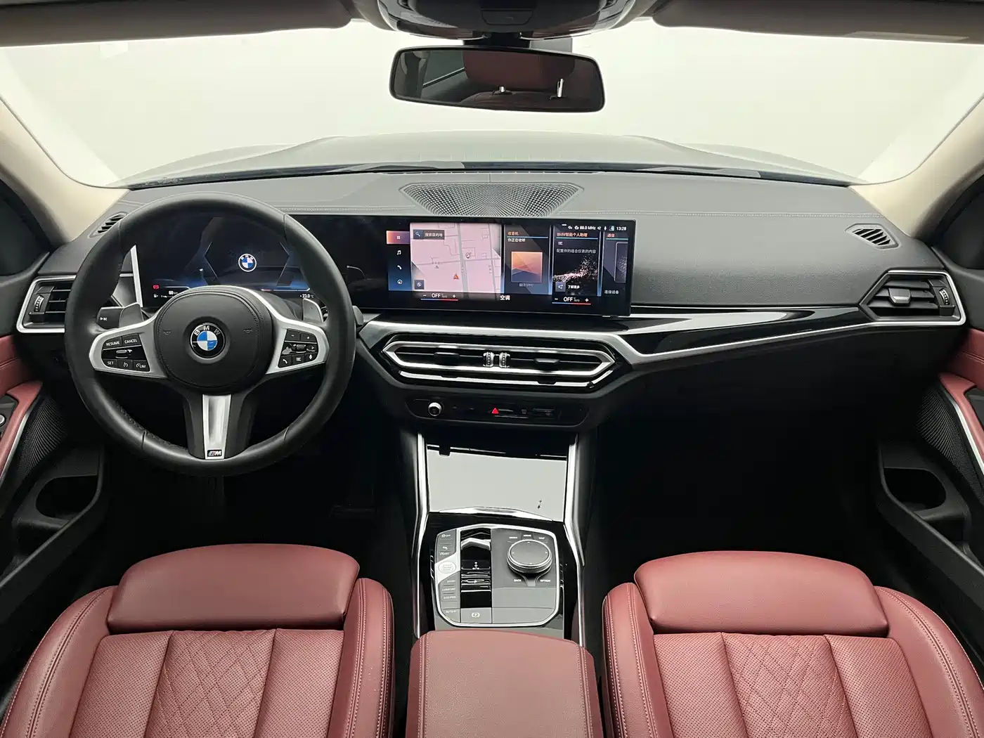 BMW 3 Series 2023 320Li M Sport Package фото 7
