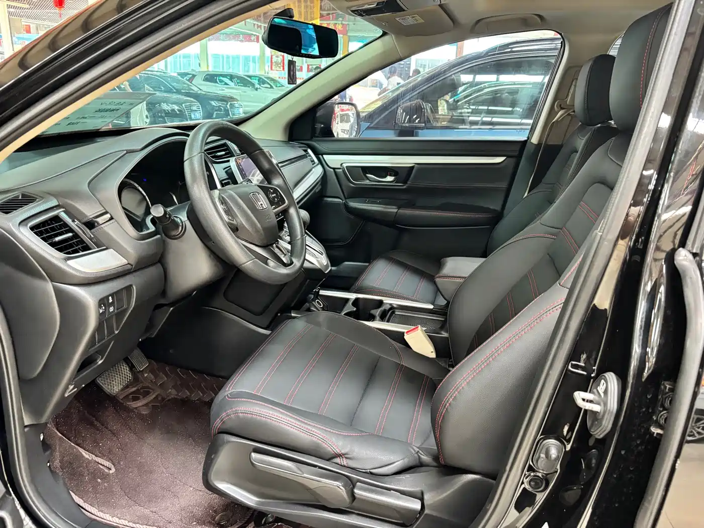 Фото 7 - Honda CR-V