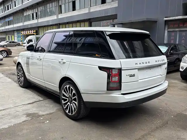Land Rover Range Rover 2017 3.0 SC V6 Vogue — фото 4