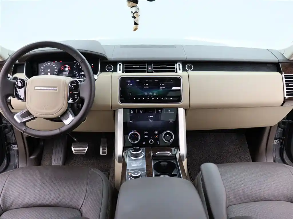 Land Rover Range Rover 2022 3.0 L6 400PS Heritage Extended Classic Edition фото 16
