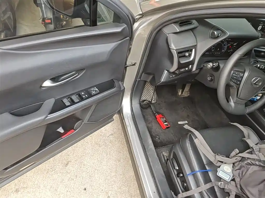 LEXUS UX NEW ENERGY