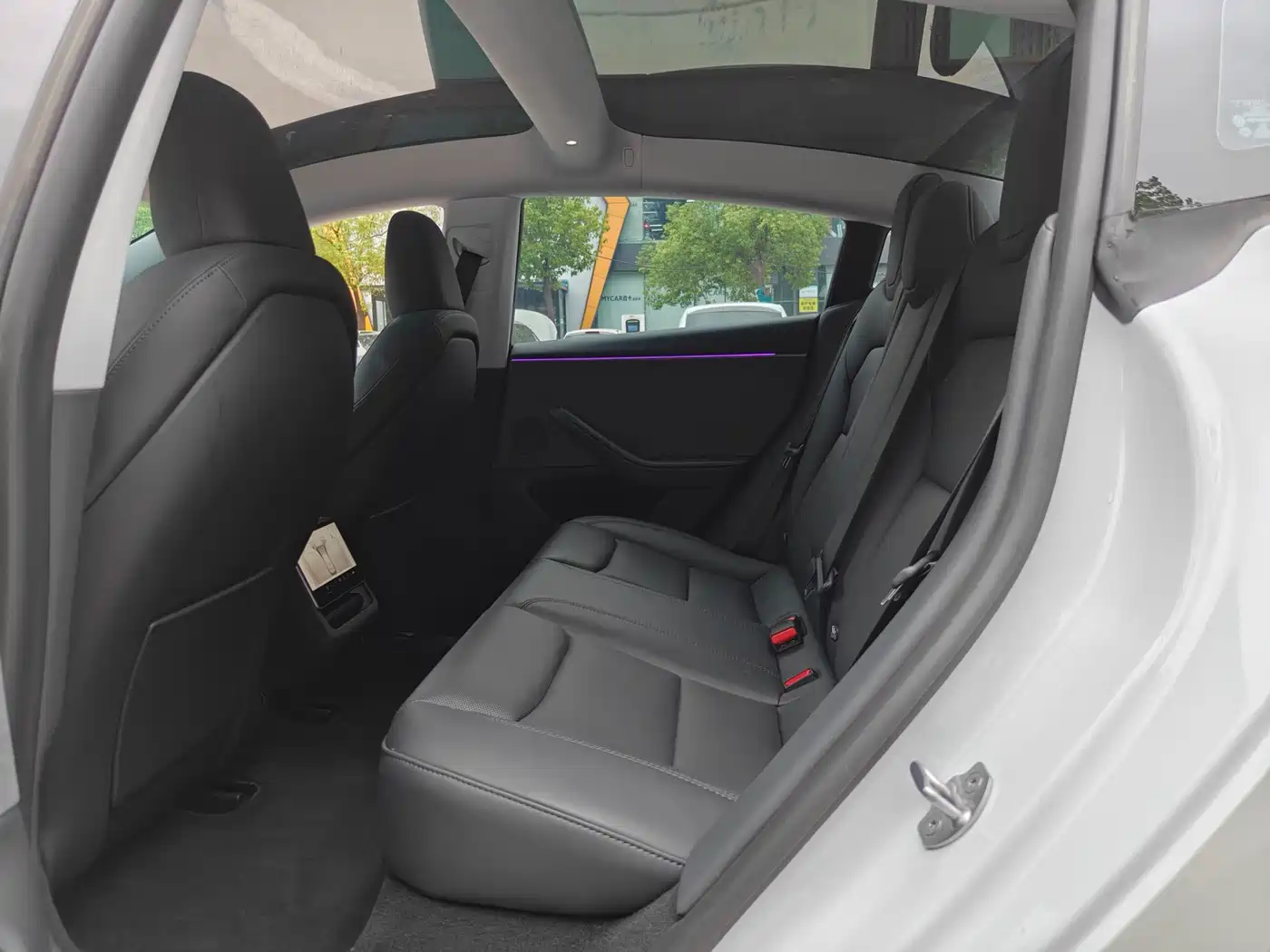 Tesla Model 3 2026 2025 Model Year Facelift Rear-Wheel Drive