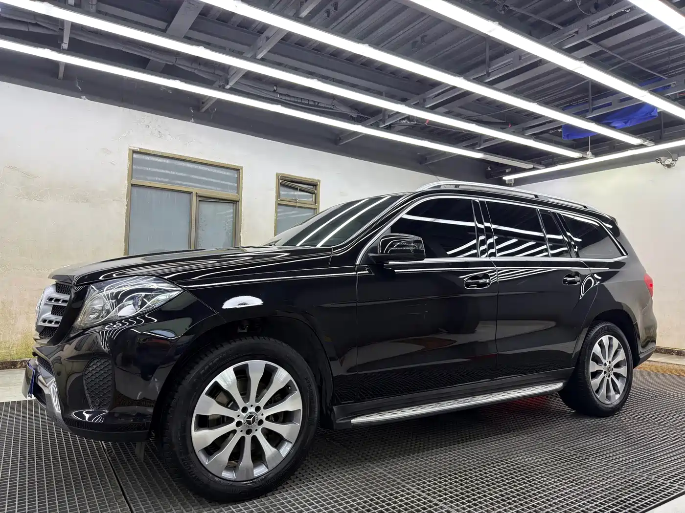 Mercedes-Benz GLS 2017 GLS 400 4MATIC Fashion фото 2