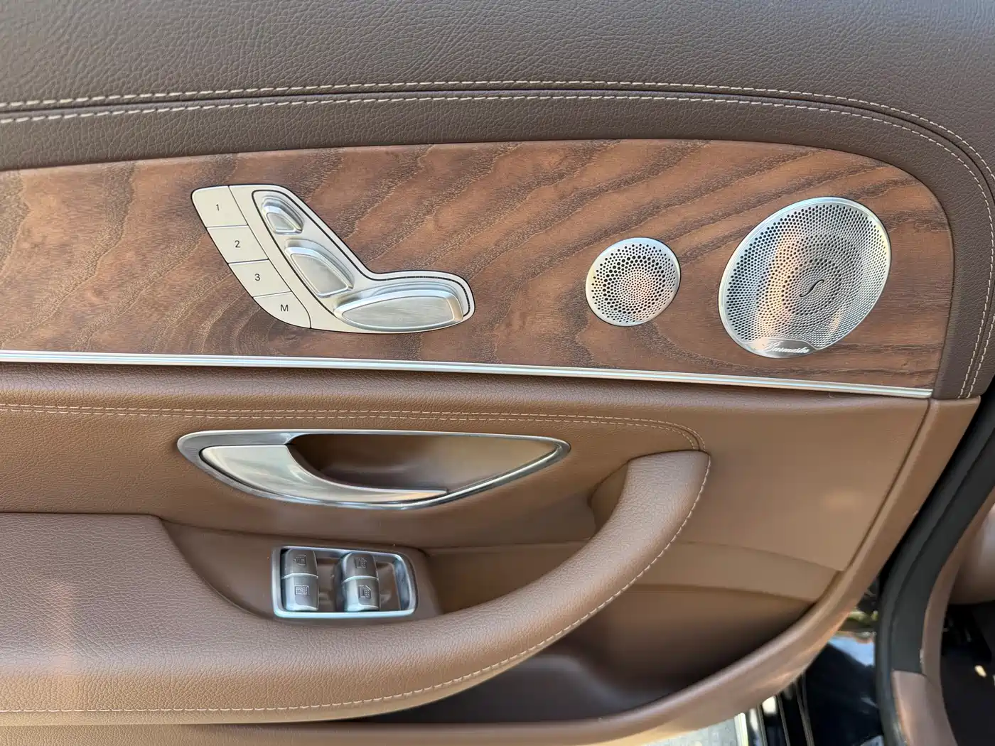 Mercedes-Benz E-Class 2020 Facelift E 300 L Exclusive фото 15