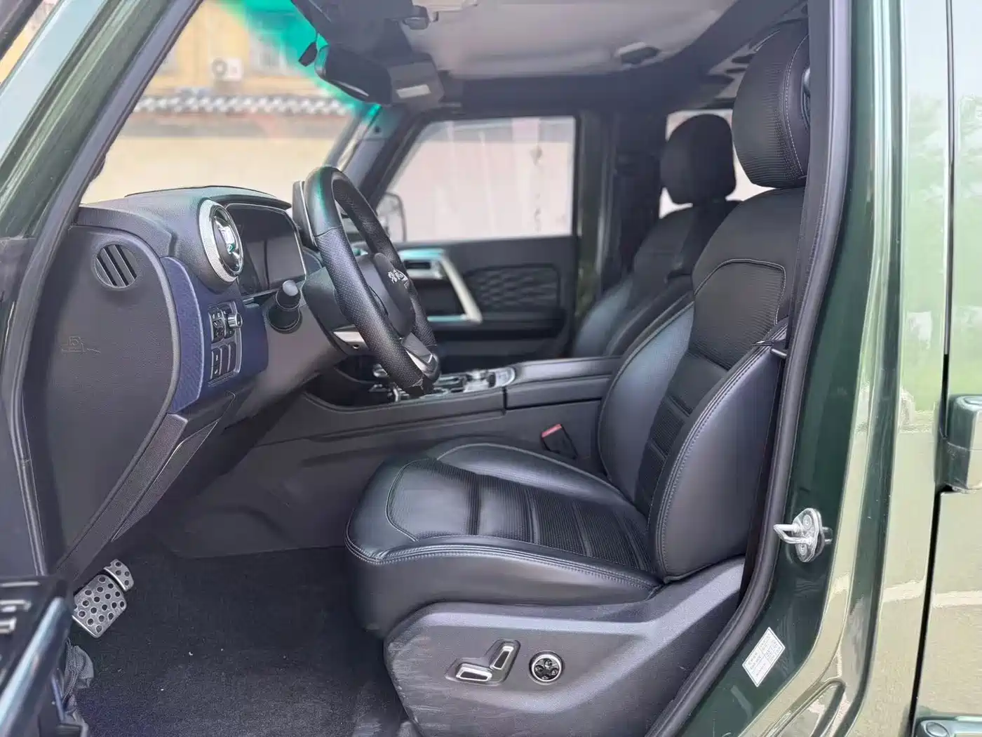 BAIC ORV Beijing Offroad BJ40 2018 PLUS 2.3T Auto 4WD Premium Edition China V фото 4