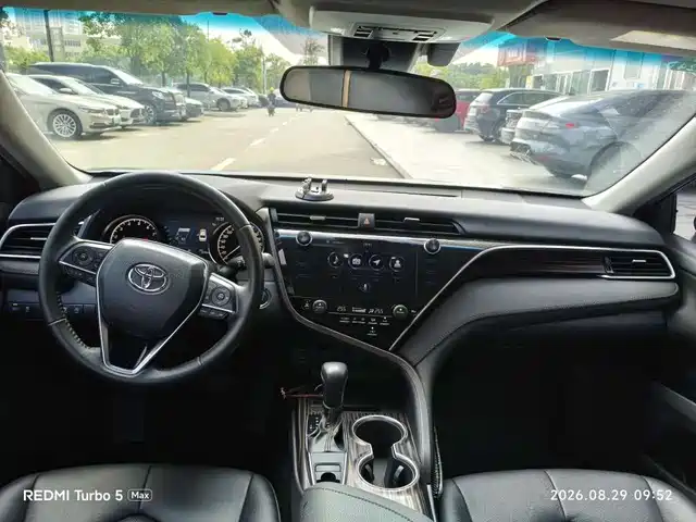 Toyota Camry 2019 Facelift 2.0G Luxury Edition — фото 5