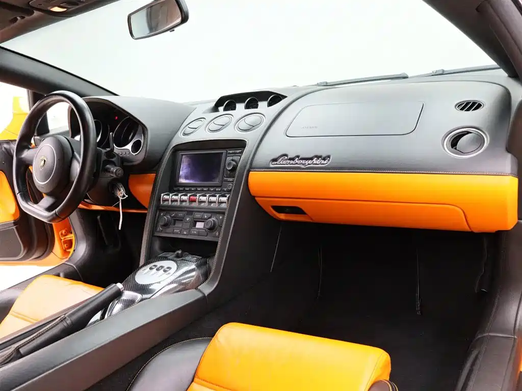 Lamborghini Gallardo 2011 Lamborghini Gallardo LP 560-4 Bicolore фото 10