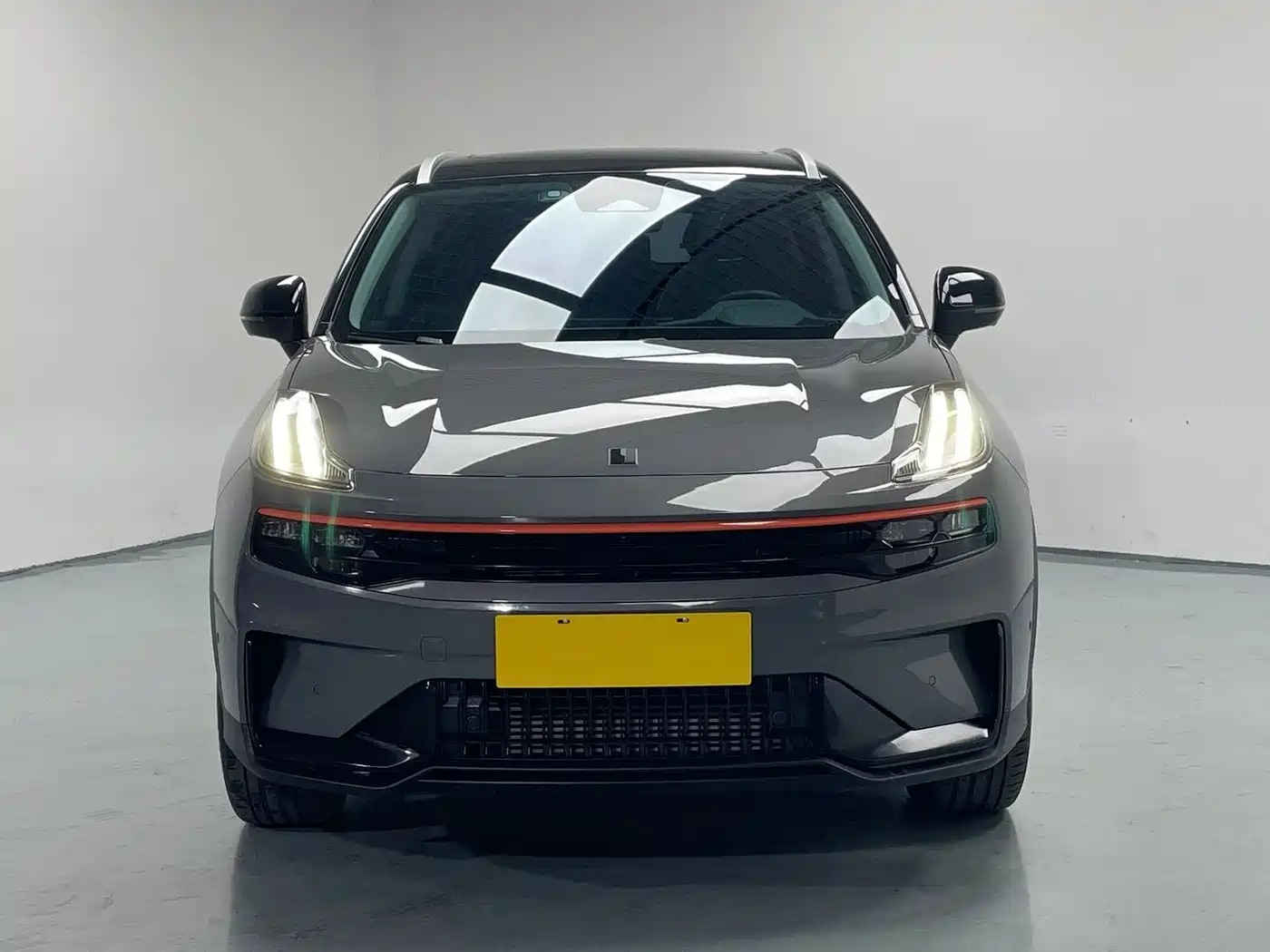 Lynk & Co 06 2023 Remix 1.5T Shine Halo фото 2