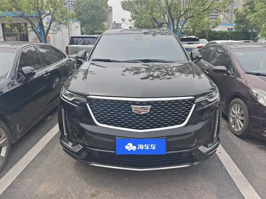 Cadillac XT6 2021 2.0T 7-Seater 4WD Trend Edition фото 2
