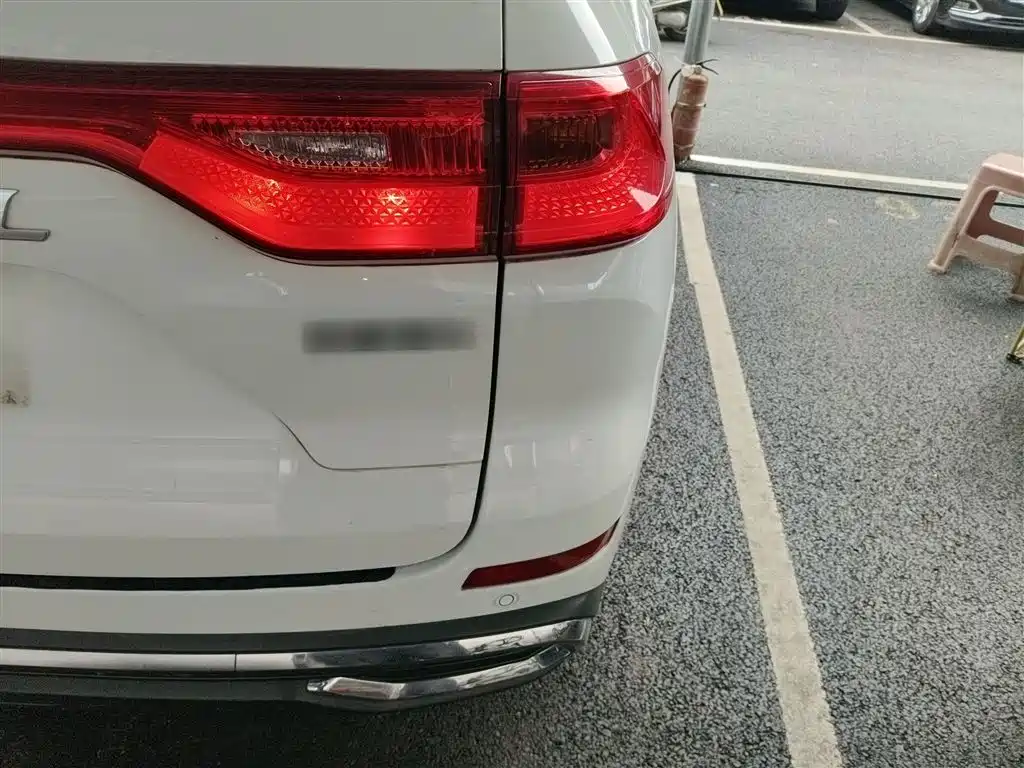 Haval M6 2021 PLUS 1.5T Manual Luxury Smart Connect фото 24