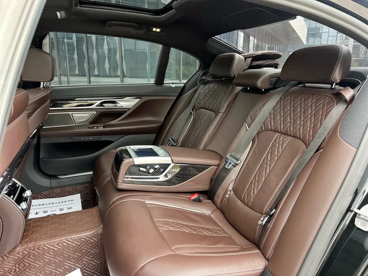 BMW 7 Series 2019 740Li Leading M Sport Package фото 6