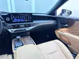 Фото 5 - Lexus LS
