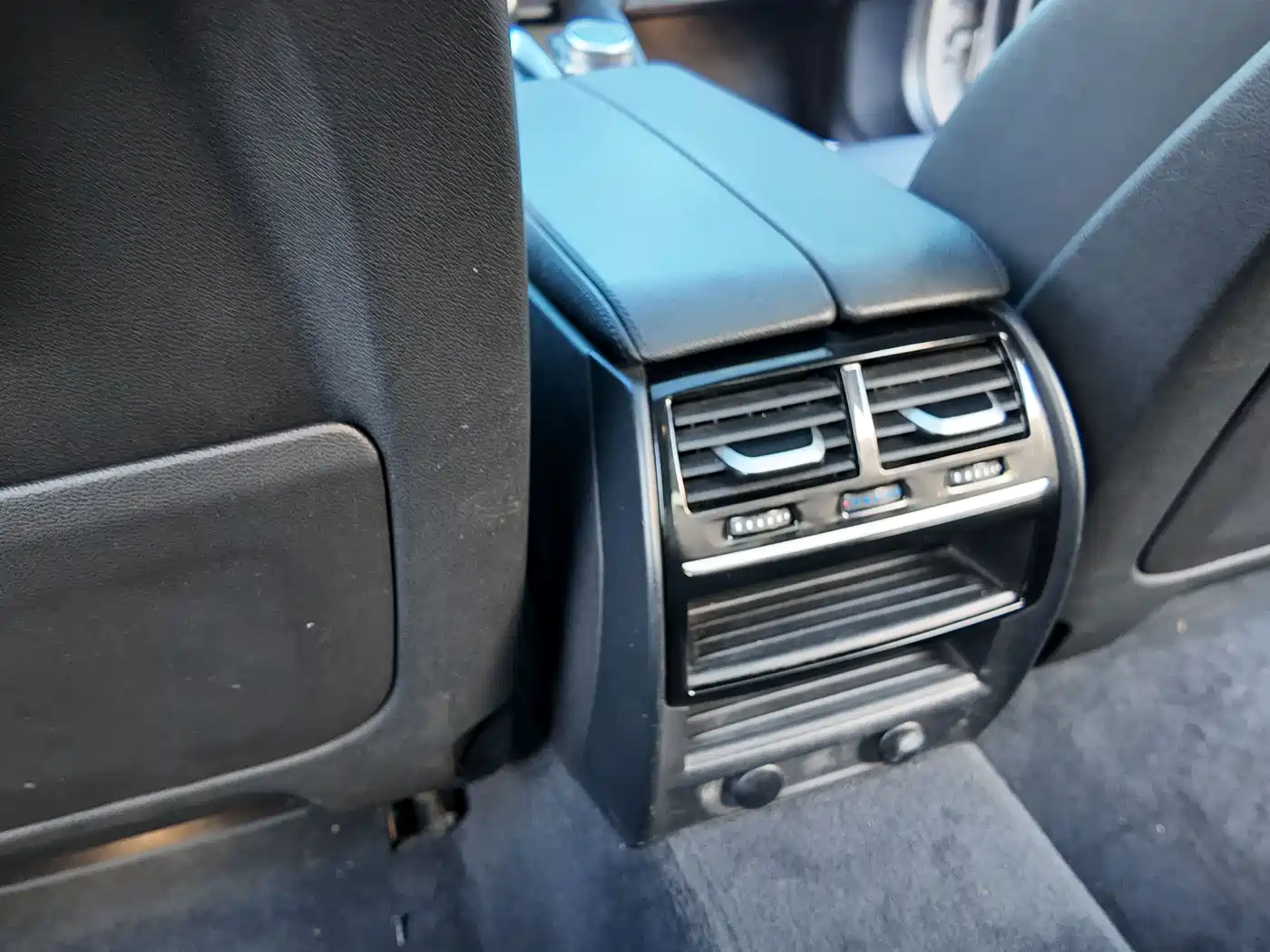 BMW 5 Series 2018 525Li Luxury Package фото 14