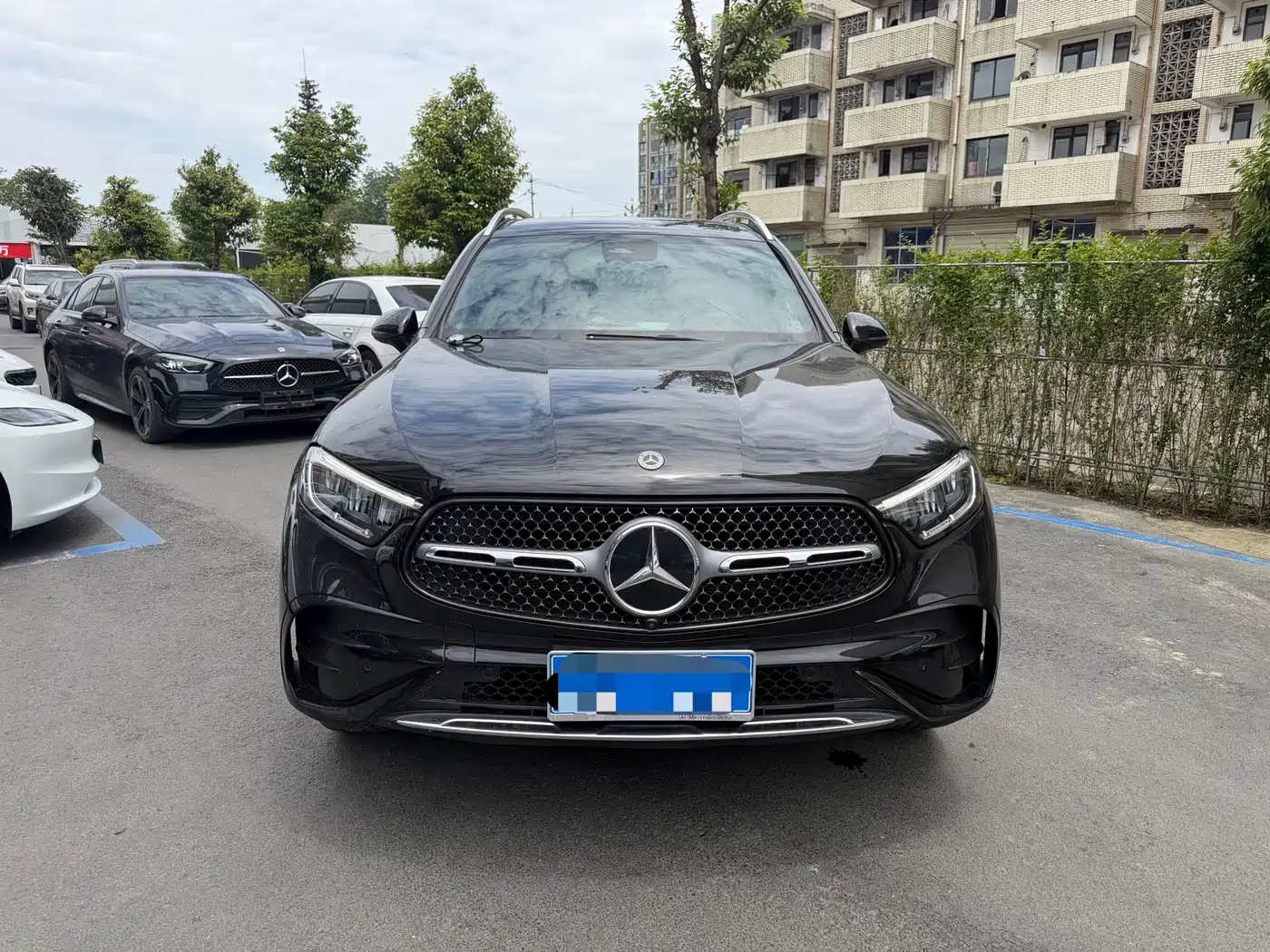 Mercedes-Benz GLC 2024 GLC 300 L 4MATIC Dynamic 5-seater фото 2