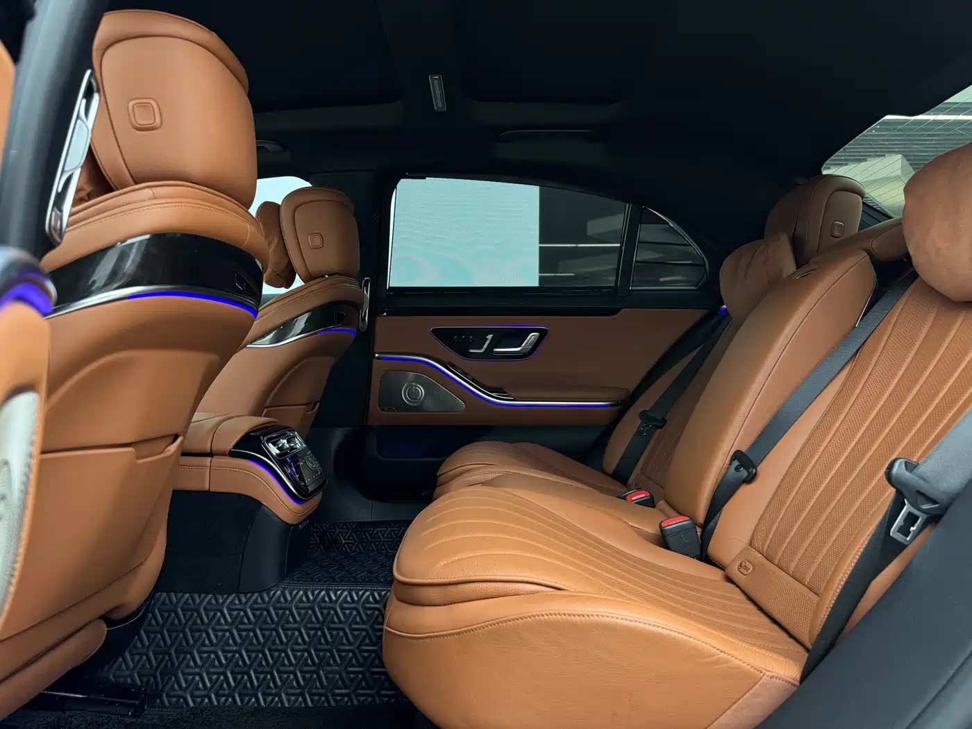 Mercedes-Benz S-Class 2023 Model S 400 L Luxury Edition фото 9