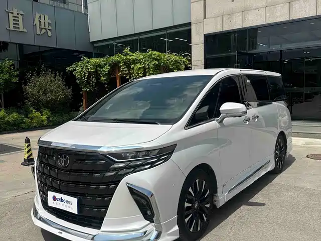 Toyota Alphard 2024