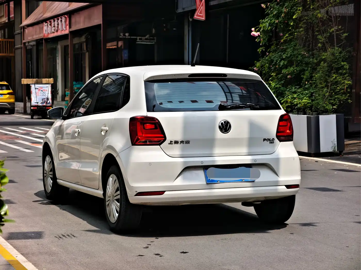 Volkswagen Polo 2016 1.6L Automatic Comfort фото 4