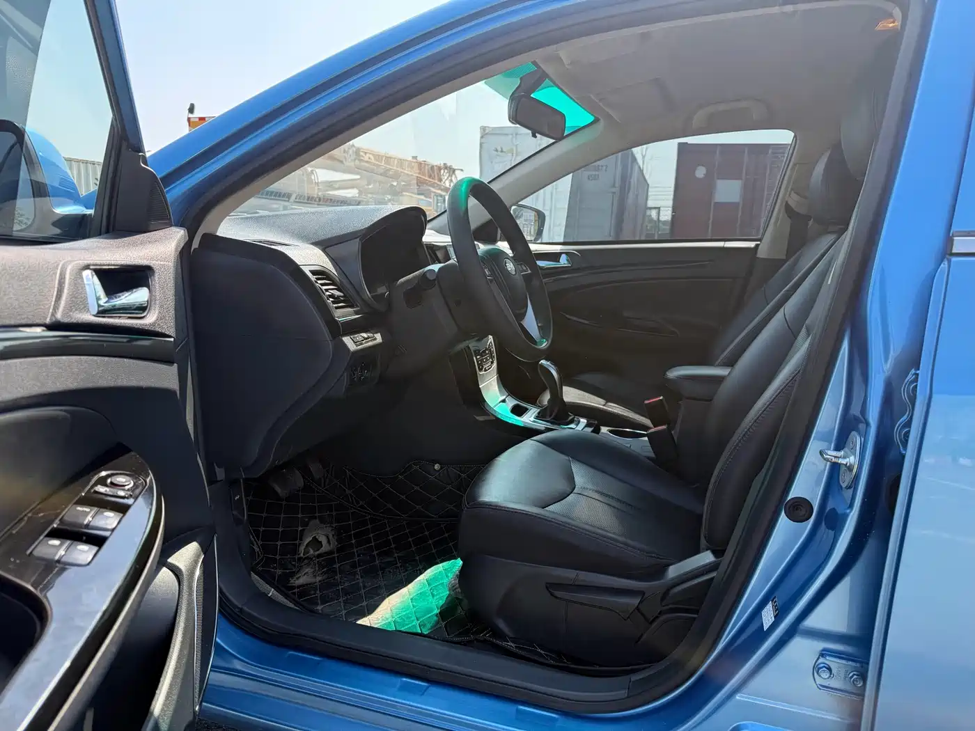 BYD e5 2018 450 Connected Enjoyment фото 7
