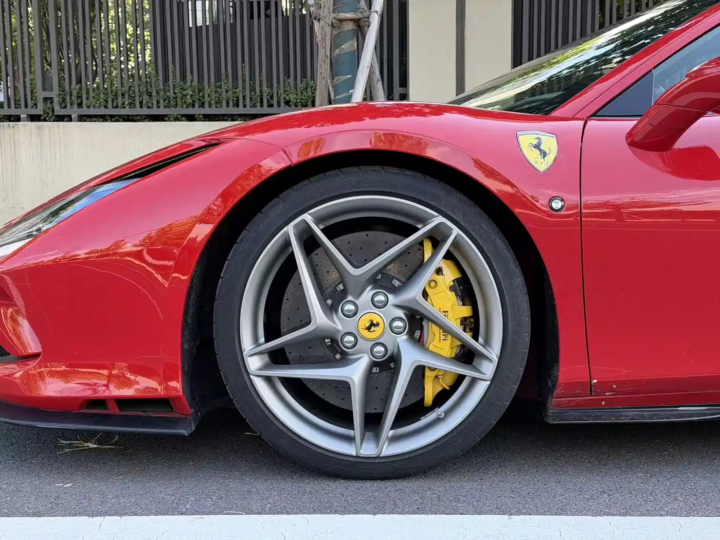 Ferrari F8 2021 2019 Tributo 3.9T V8