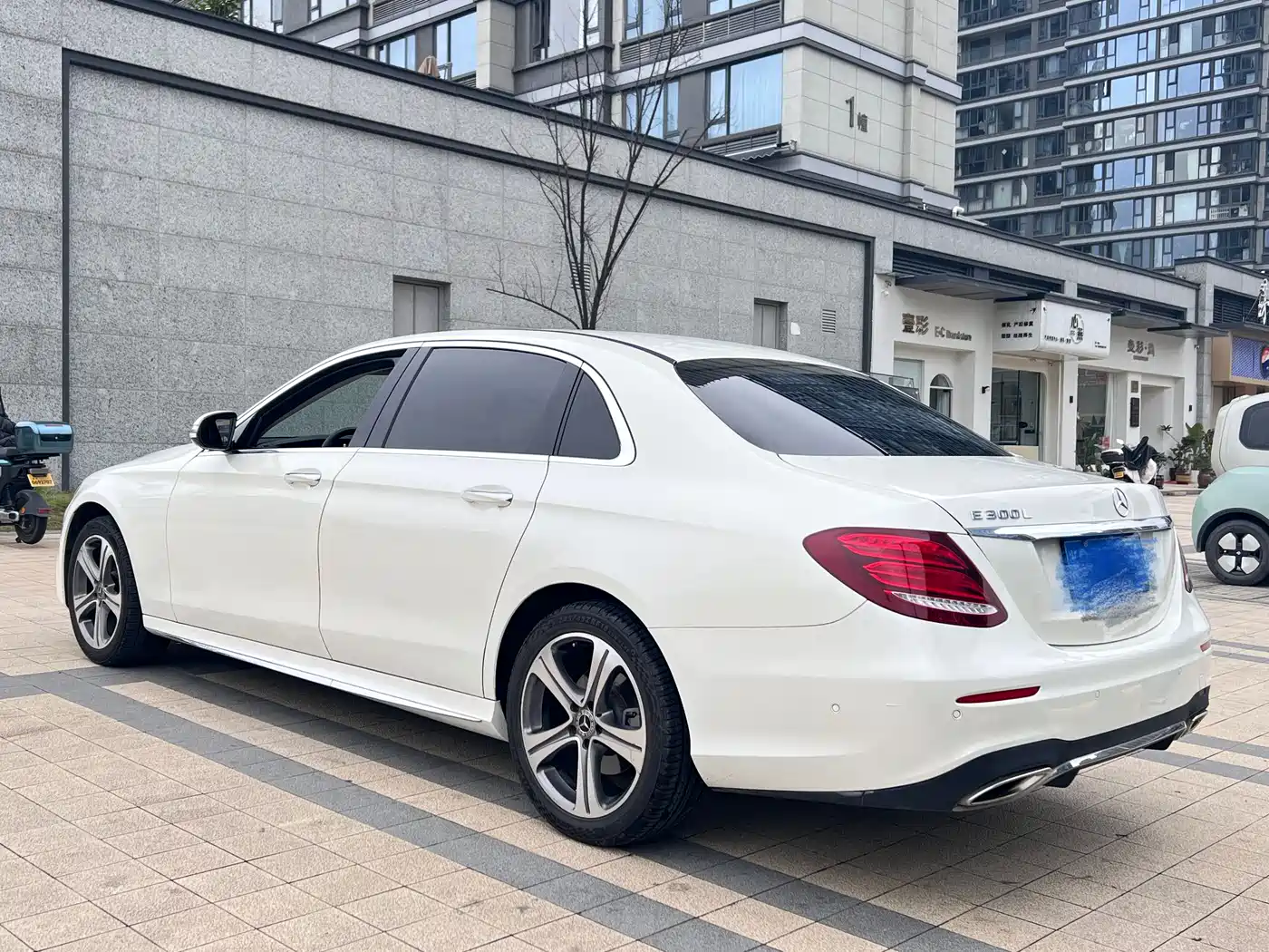 Mercedes-Benz E-Class 2018 Facelift E 200 L Sport фото 14