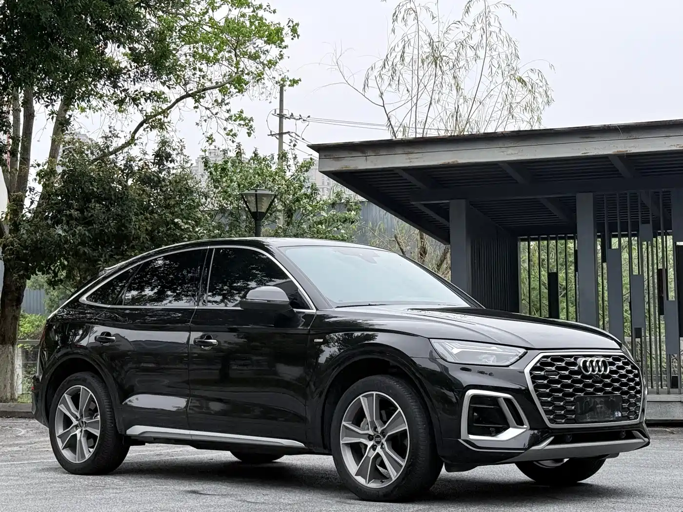 AUDI Q5L SPORTBACK