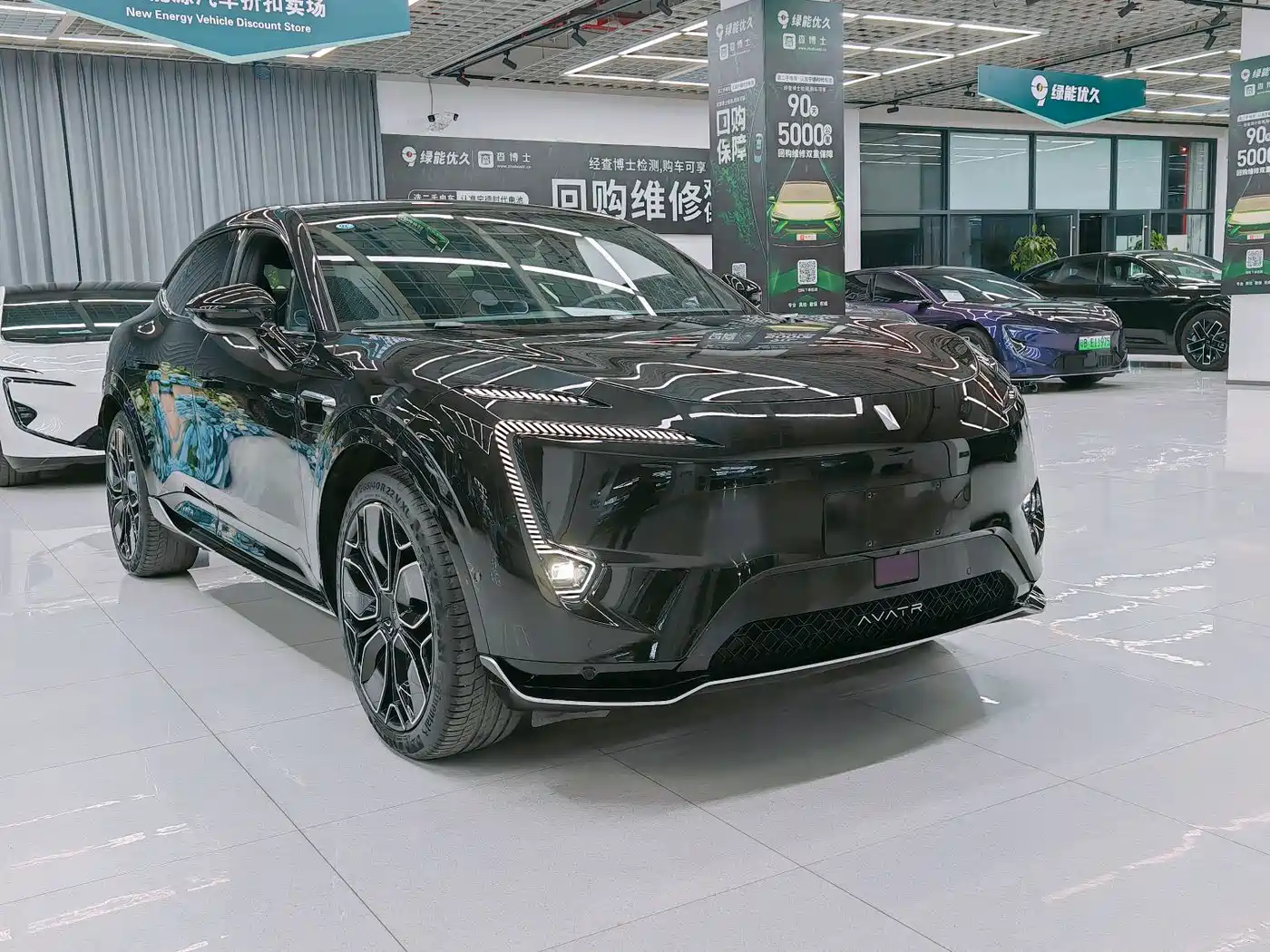 Avatr 11 2023 Harmony 90° Premium Edition фото 3