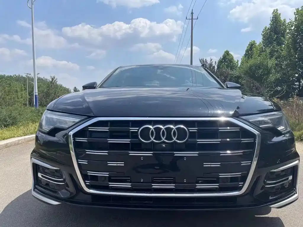 Photo 2 - Audi A6L