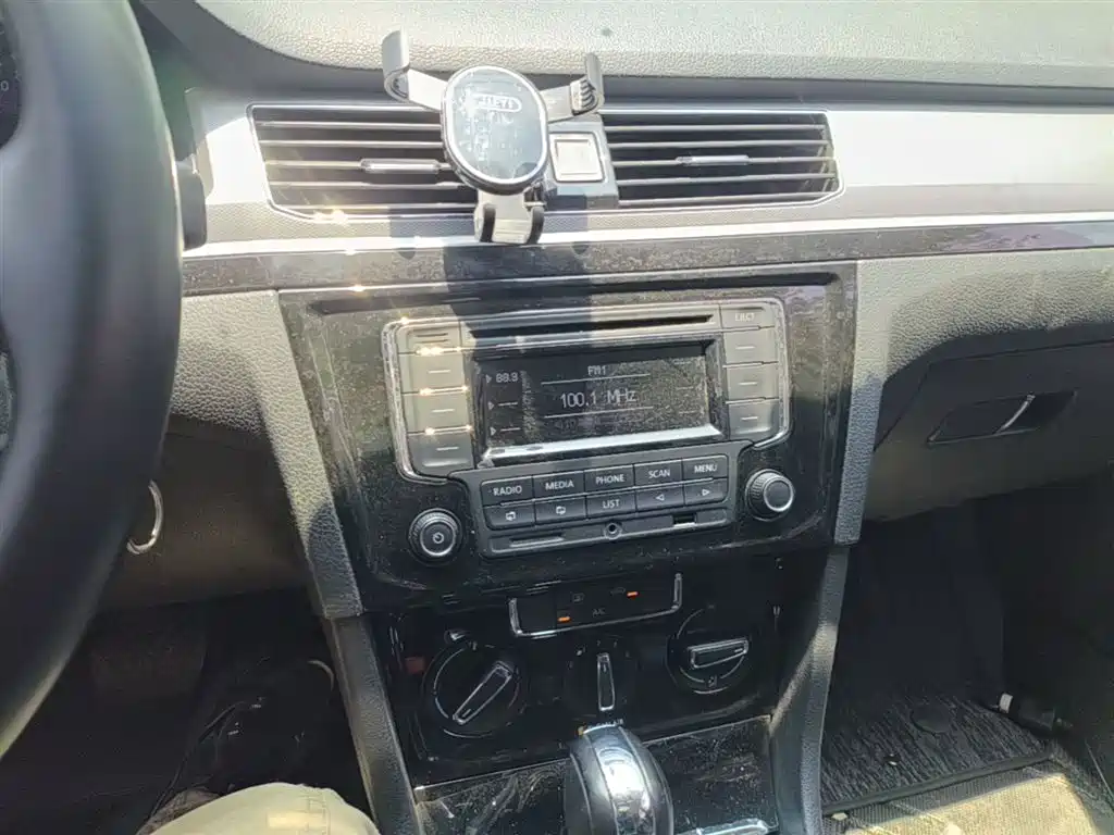 Volkswagen Bora 2018 1.5L Automatic Comfort фото 13