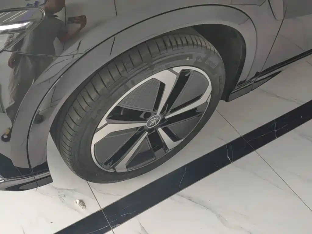 BYD Song L EV 2024 2025 662km Surpassing Model