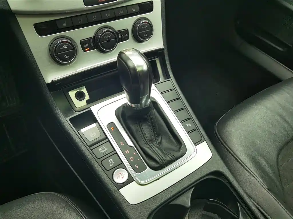 Volkswagen Magotan 2016 1.8TSI Smart Luxury фото 13