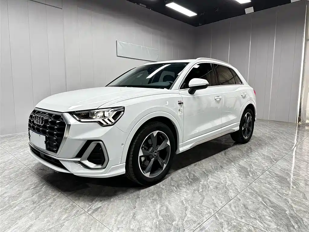 Audi Q3 2022 35 TFSI Fashion Dynamic фото 7