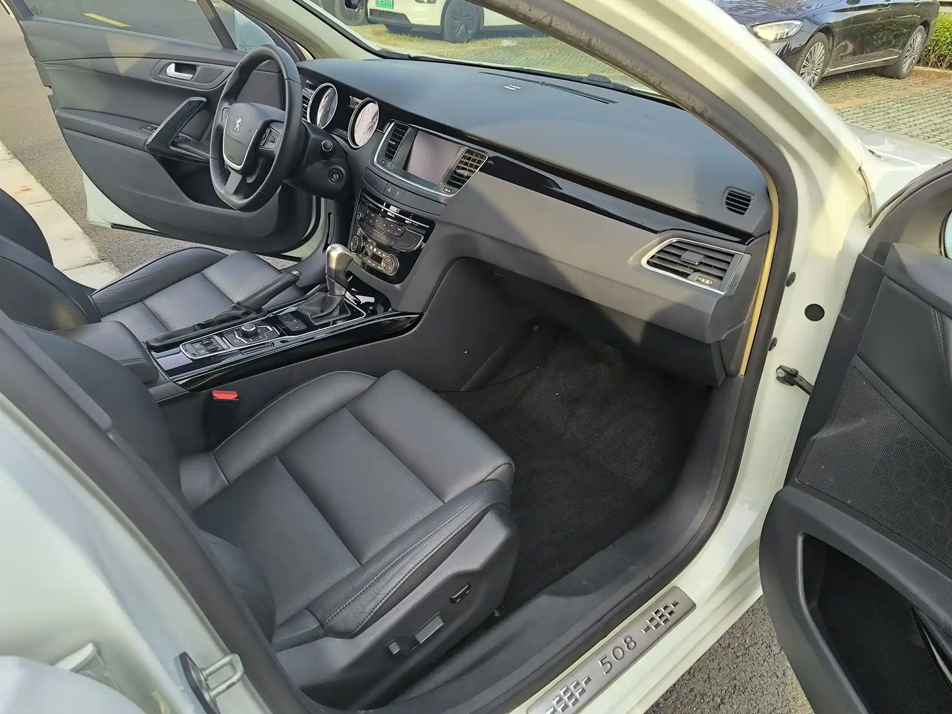 صورة 9 - Peugeot 508