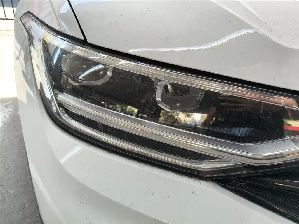 Volkswagen Tiguan L 2025 Model 300TSI Auto 2WD Dragon Edition фото 7
