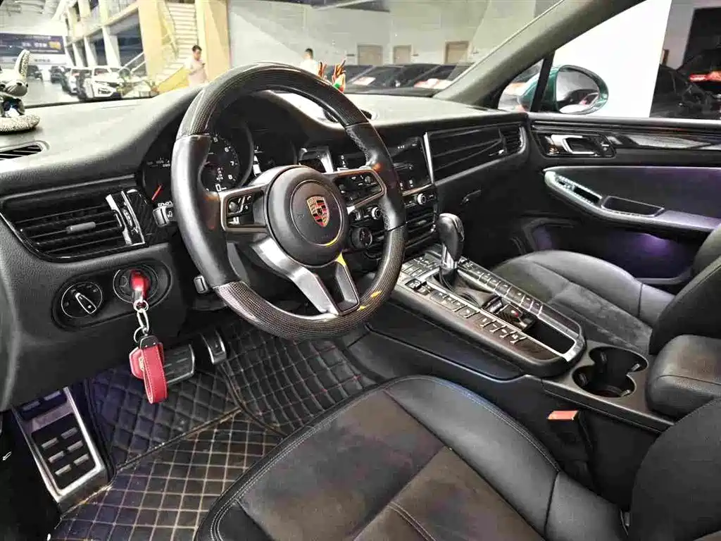 Porsche Macan 2018 Macan 2.0T фото 4