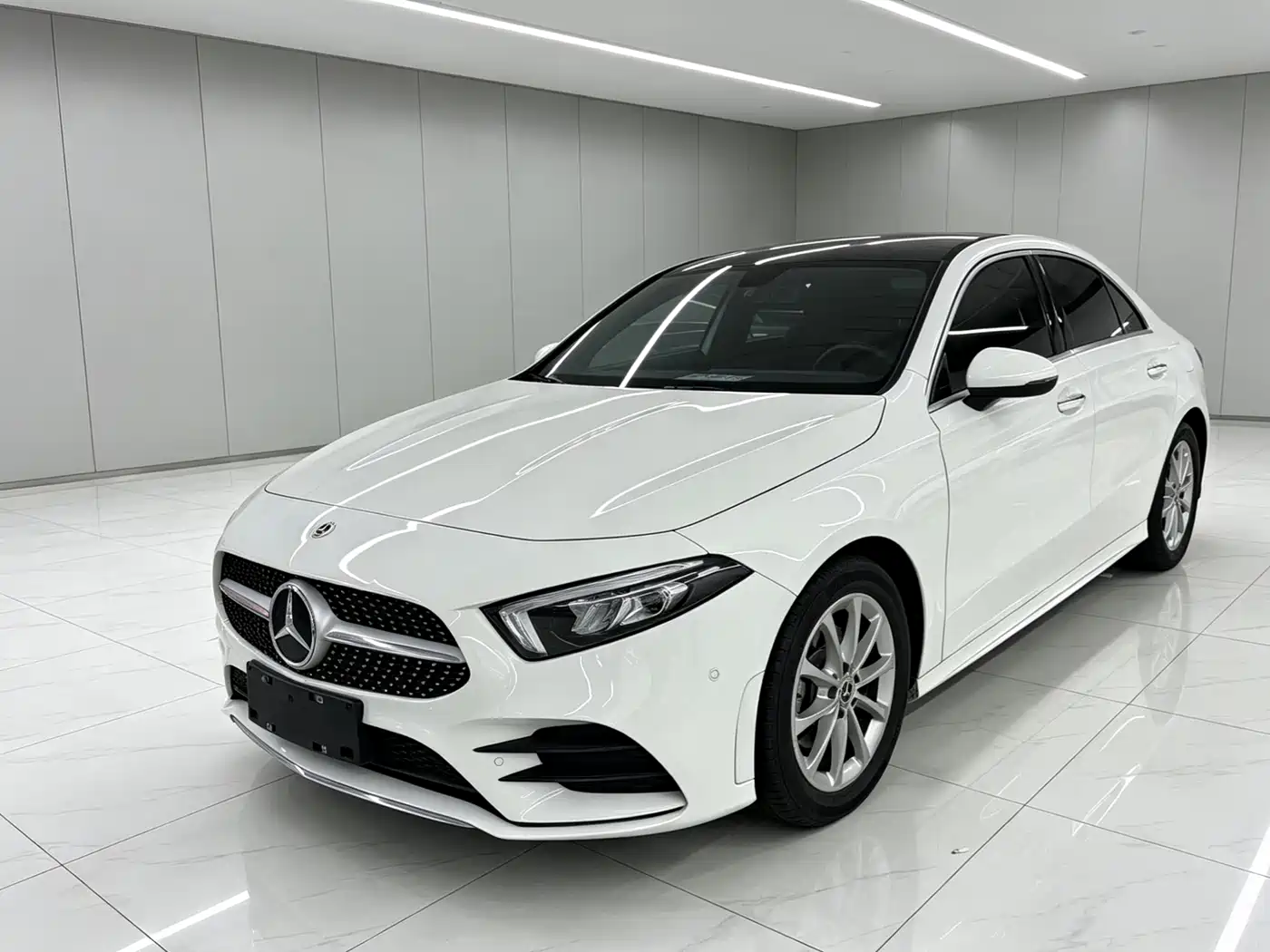Mercedes-Benz A-Class 2020 Facelift A 200 L Sport Sedan Fashion фото 5