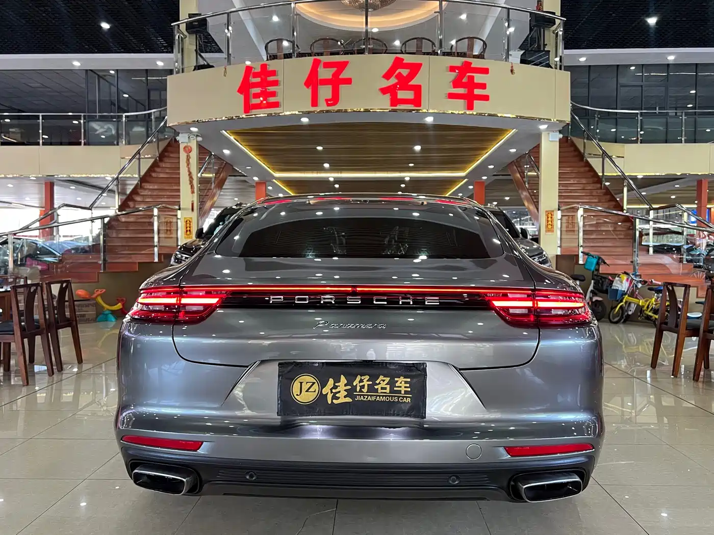 Porsche Panamera 2017 Panamera 3.0T фото 4