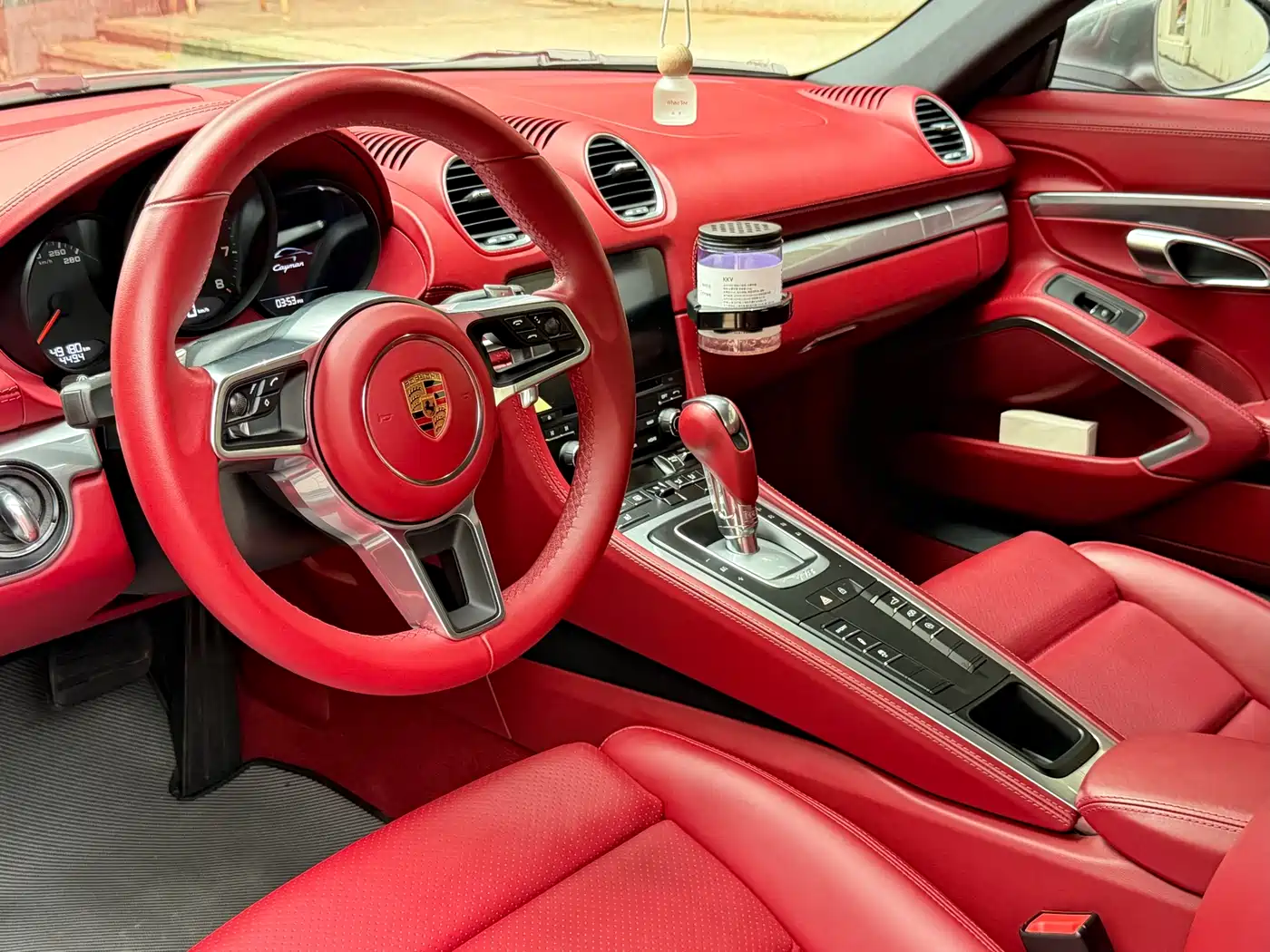 Porsche 718 2018 Cayman 2.0T фото 6