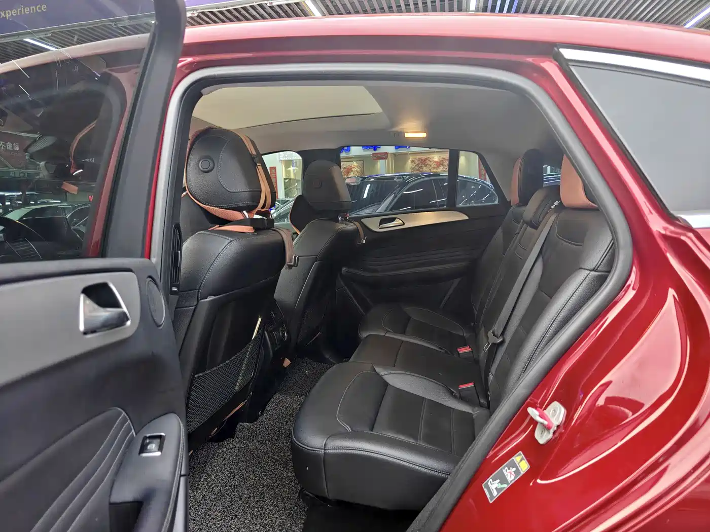 Mercedes-Benz GLE Coupe 2015 GLE 400 4MATIC Coupe SUV фото 8