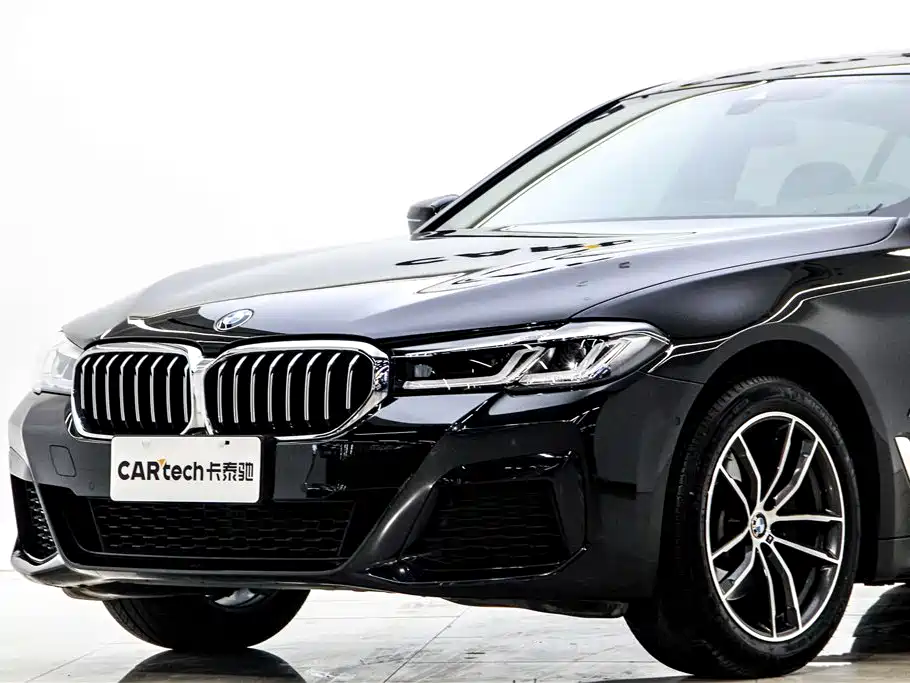 BMW 5 Series 2023 530Li Leading M Sport Package фото 11