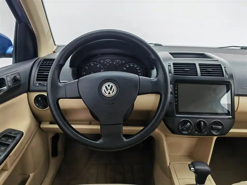 Volkswagen Polo 2007 Model Jinqing 1.4L Automatic Fashion Edition фото 11