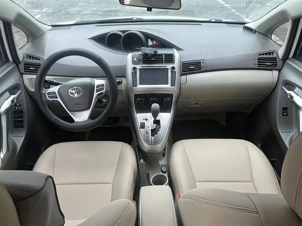 Toyota E'Z 2015 180E CVT Crossover Edition фото 9