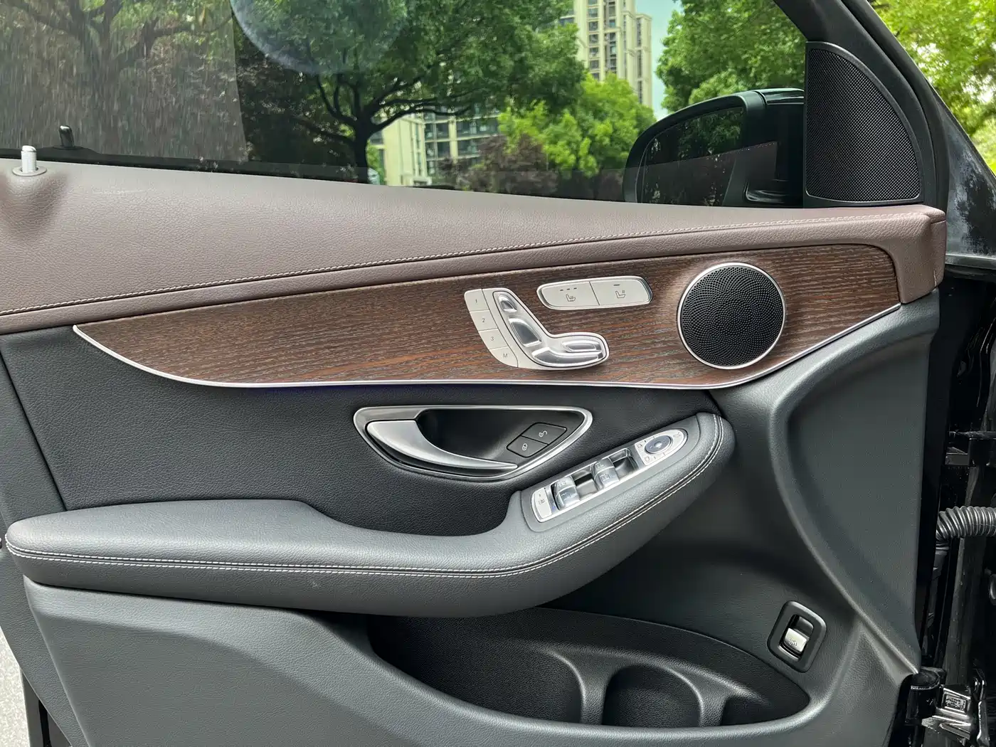 Mercedes-Benz GLC 2022 Model GLC 260 L 4MATIC Luxury Edition фото 11