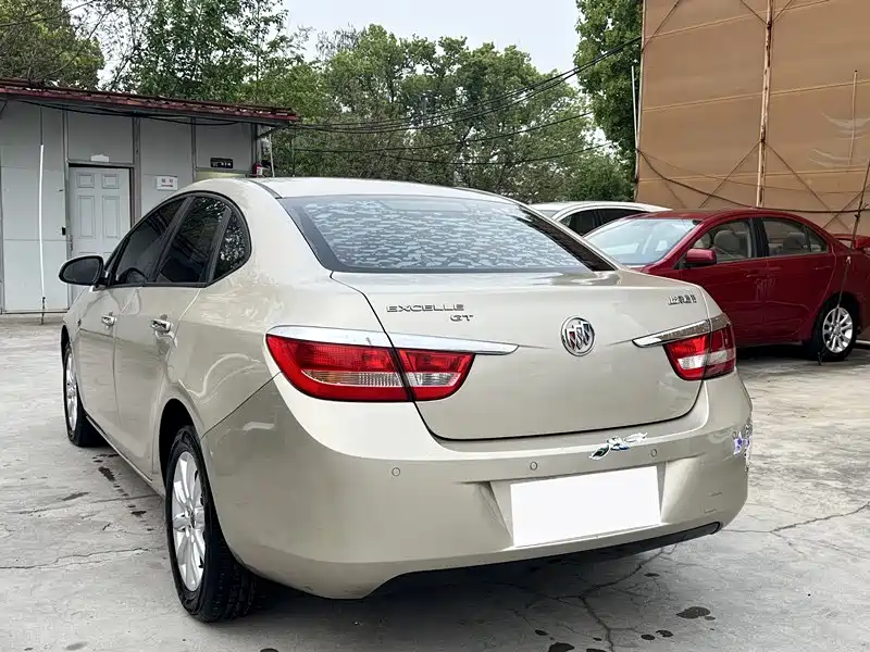 Buick Excelle 2013 Model GT 1.6L Manual Progressive фото 9