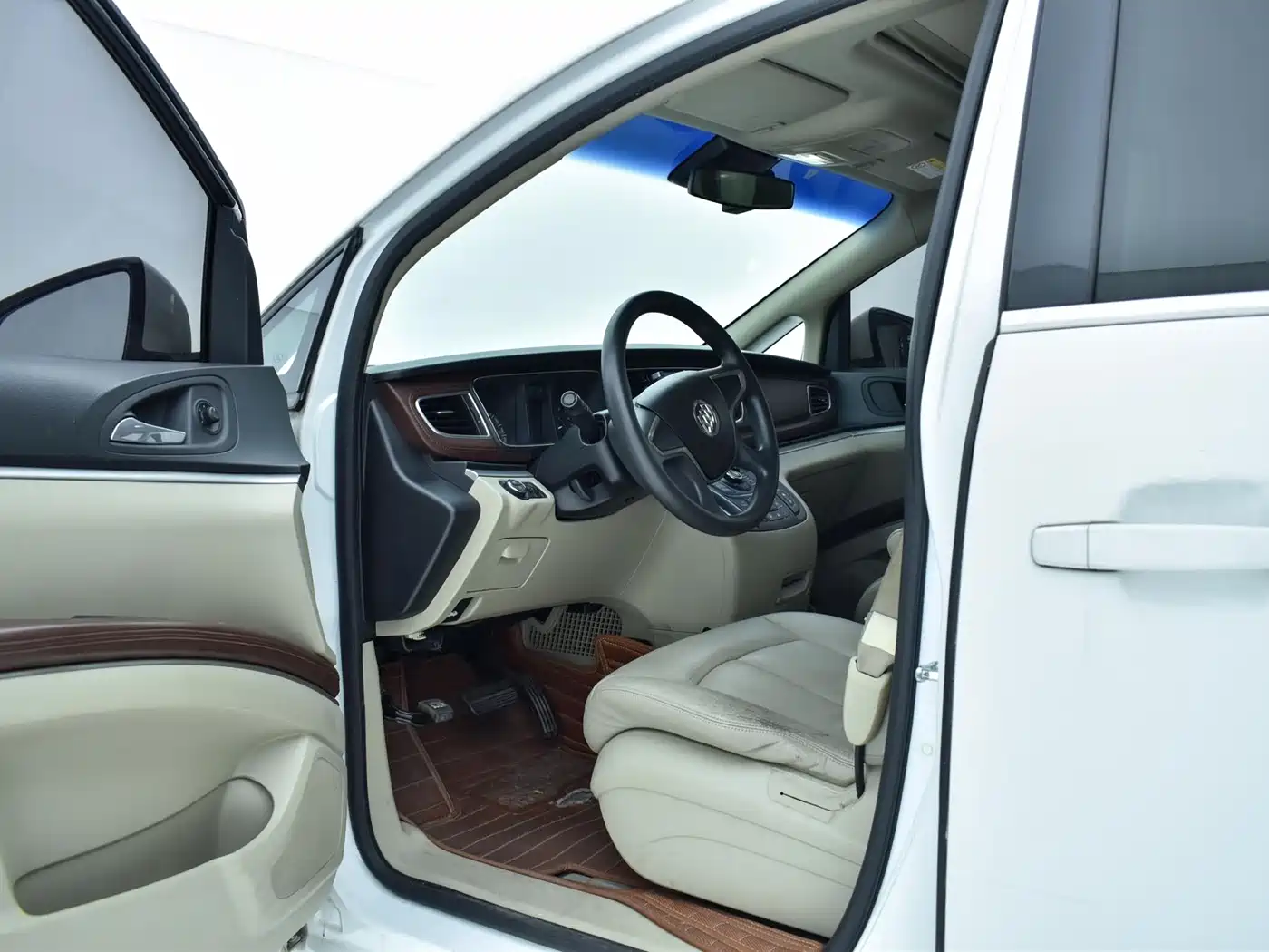Buick GL8 2014 2.4L CT Luxury Business Comfort фото 7