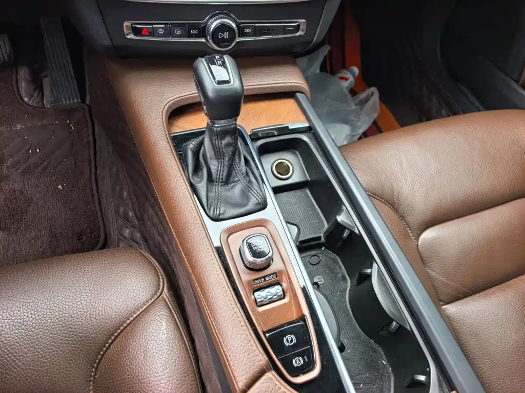 Volvo S90 2017 2017 T5 R-Design