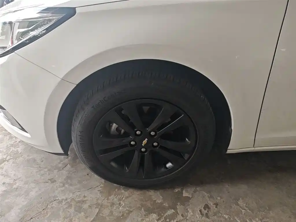 Chevrolet Cruze 2016 1.4T DCG Luxury Edition фото 23