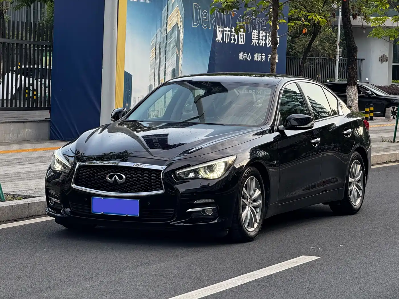 Infiniti Q50 2017 2014 3.7L Comfort Edition
