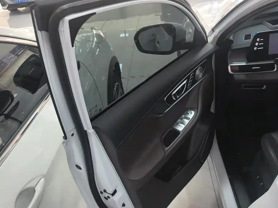 Chery Tiggo 8 PRO 2025 2024 Champion Edition 290T 2WD Highlight 5-seater